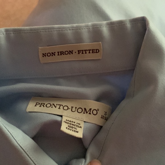 Pronto Uomo. Light blue pre owned long sleeved dress shirt. - Picture 4 of 4